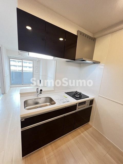 キッチン　コンパクトなキッチンで掃除もラクラク