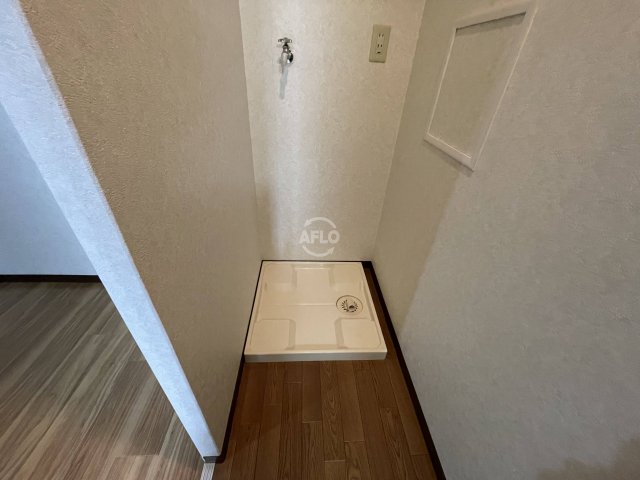 その他　クレセール阿波座　室内洗濯パン