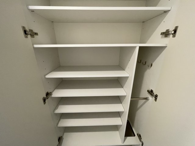 収納　イメージとして同建物他部屋を表示しています