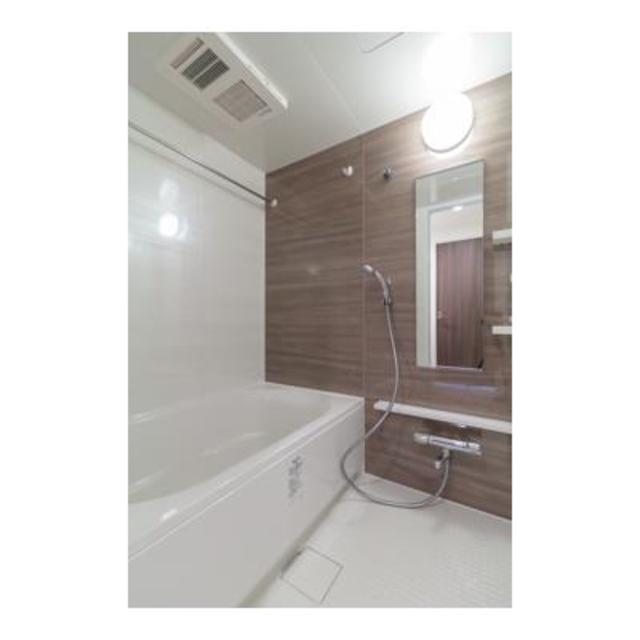 バス・シャワールーム　※写真は同タイプ住戸です。