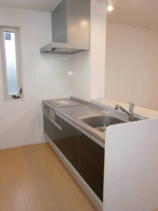 キッチン　コンパクトなキッチンで掃除もラクラク