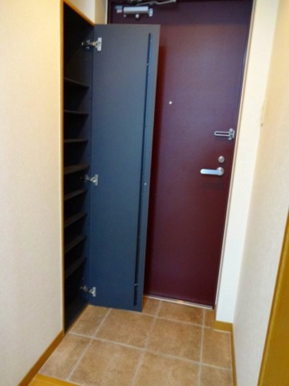 玄関　※別部屋の写真です