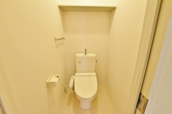 トイレ　★温水洗浄便座付トイレ★