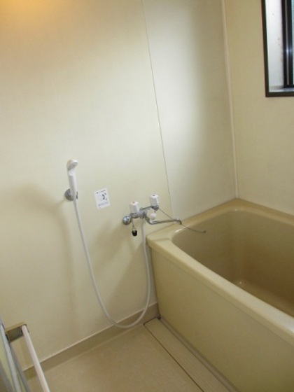 バス・シャワールーム　※別号室の写真です