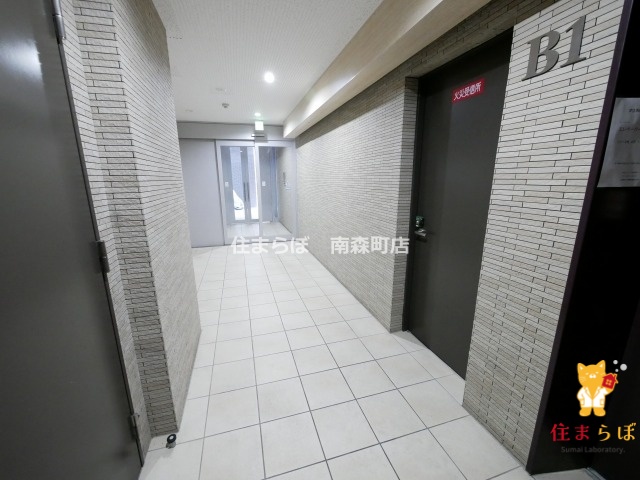 エントランス　共用部の印象も大切に