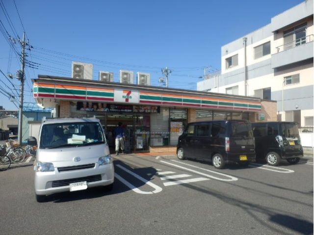 コンビニ　セブンイレブンさいたま田島7丁目店（コンビニ）まで222m