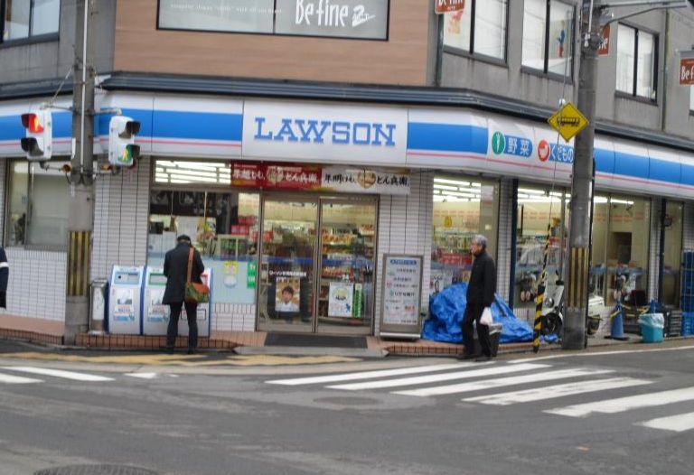 コンビニ　ローソン 伏見稲荷駅南店（コンビニ）まで90m