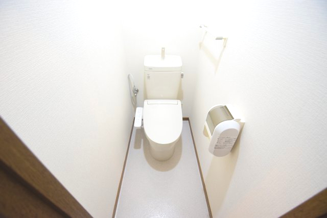 トイレ　落ち着いたトイレです