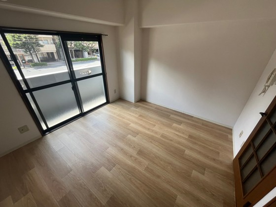 居室・リビング　※別部屋の写真です