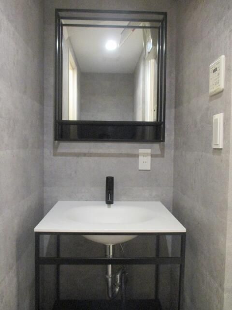 洗面設備　別部屋参考写真