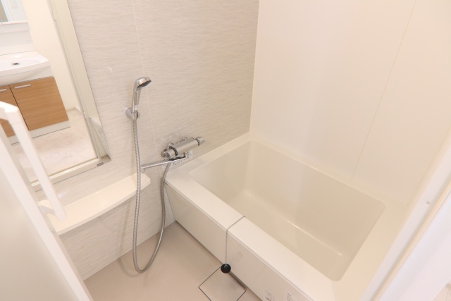 バス・シャワールーム　※別室の参考写真の為、現況優先です。