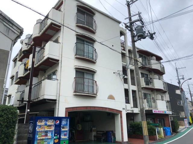 建物外観　敷地内駐輪場あり！