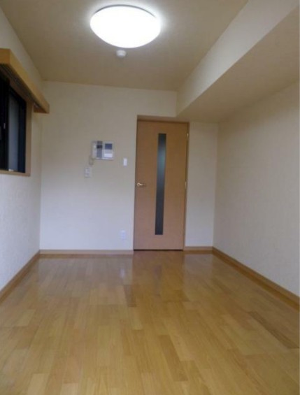 居室・リビング　6.0帖のきれいな洋室。