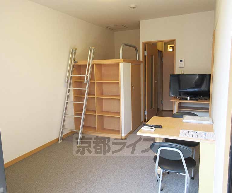 居室・リビング　使い勝手のいいお部屋です。