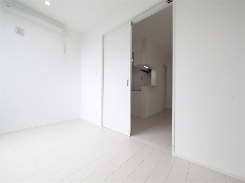 その他部屋・スペース　洋室4.7帖　クローゼット付（収納充実してます）イメージ写真