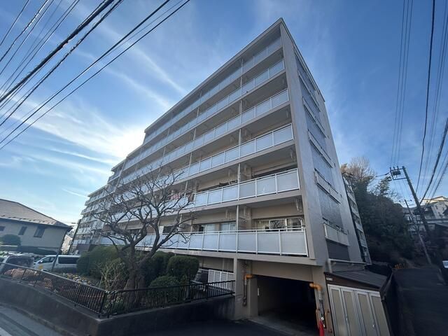建物外観　お問合せはリロの不動産武蔵小杉店まで♪