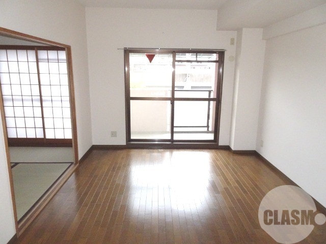 居室・リビング　広々としたリビング♪