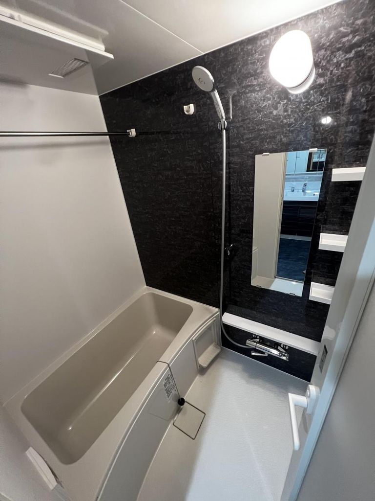 バス・シャワールーム　バルコニー