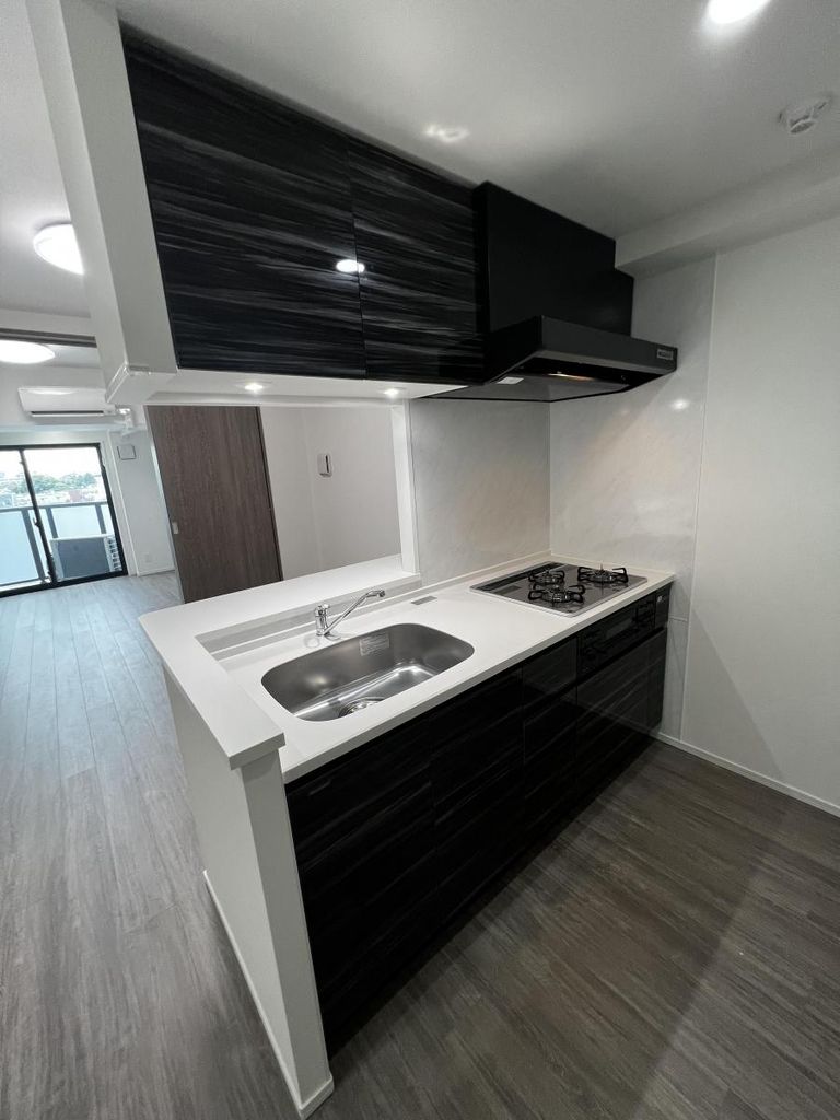 キッチン　バルコニー