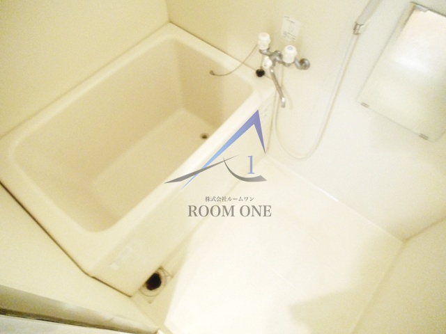 バス・シャワールーム　お風呂です。