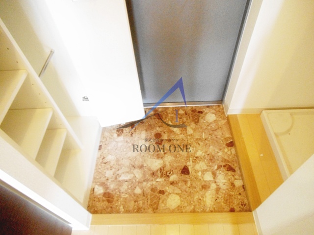 玄関　玄関です。