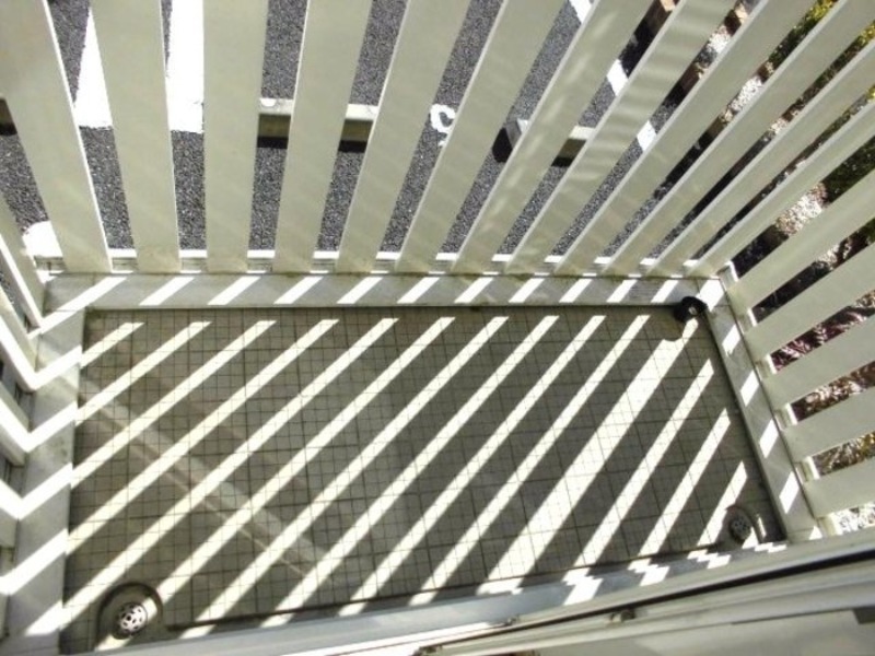 バルコニー　図面と現状に相違がある場合には現状を優先