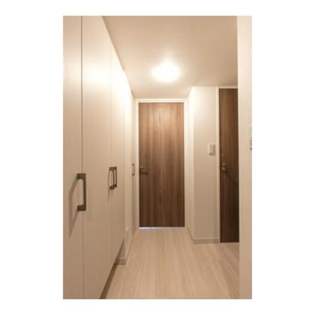 玄関　※写真は同タイプ住戸です。