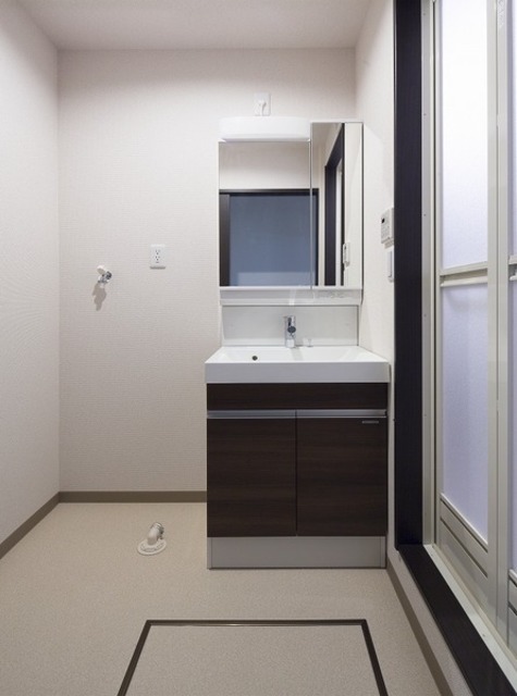 洗面設備　同仕様