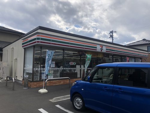 コンビニ　セブンイレブン 仙台岩切洞ノ口店（コンビニ）まで745m