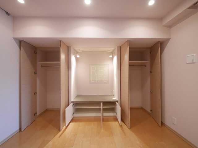 収納　チェスターコート御茶ノ水の収納