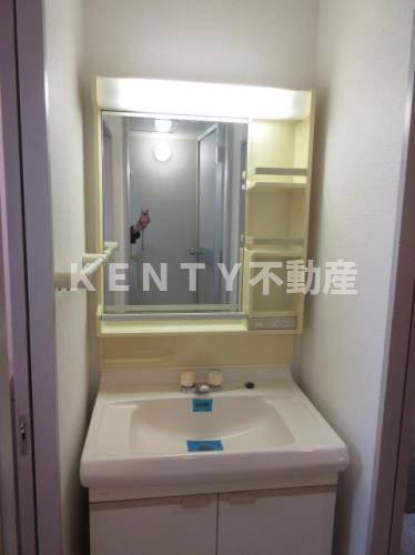 洗面設備　使いやすい洗面所です