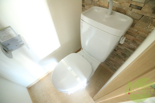 トイレ　洋式のトイレが入ってます。