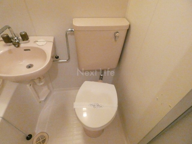 トイレ　第21岩波ビル