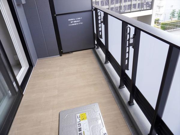 バルコニー　バルコニー（テラス）