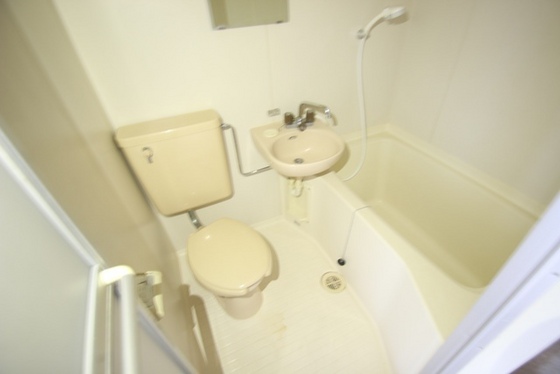 バス・シャワールーム　※別室の写真です