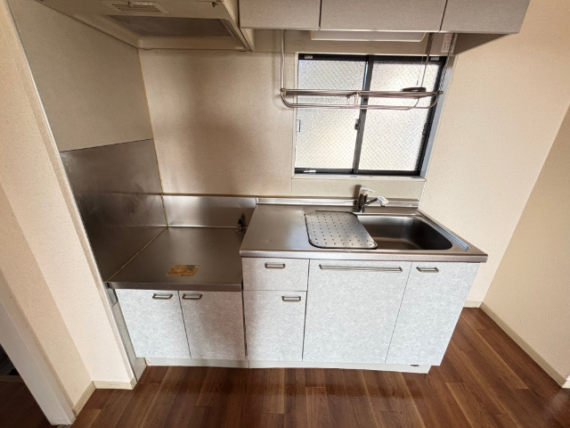 キッチン　広さが魅力的なキッチンです。