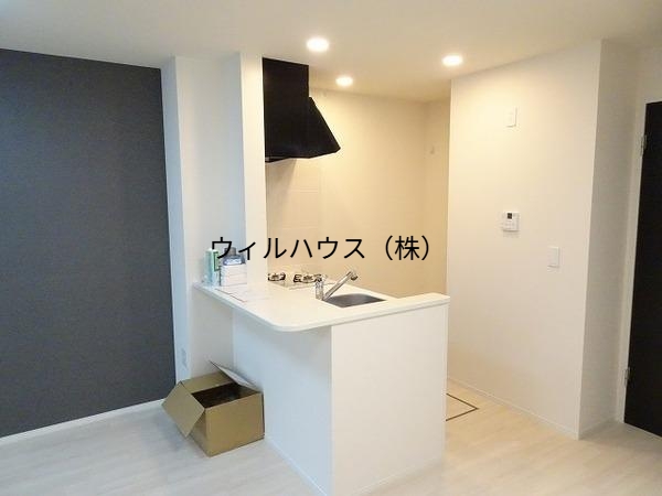 居室・リビング　人気のカウンターキッチン！
