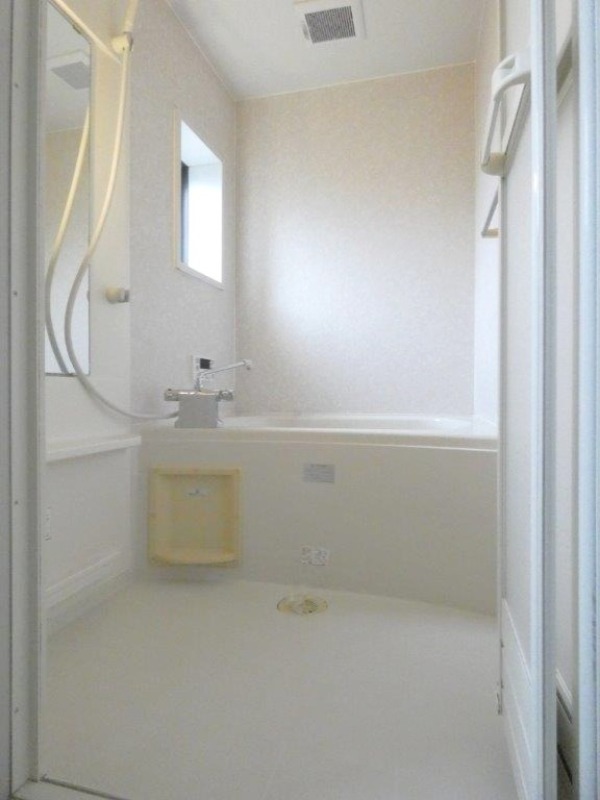 バス・シャワールーム　図面と現状に相違がある場合には現状を優先