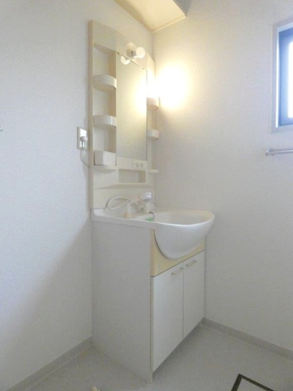 洗面設備　図面と現状に相違がある場合には現状を優先