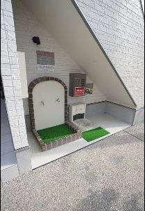 バルコニー　ペットの足洗スペースもあります