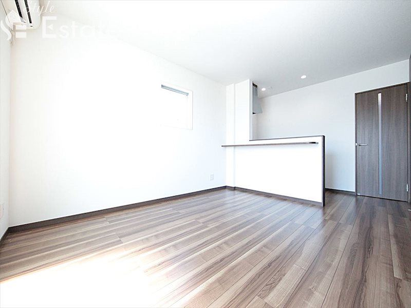 居室・リビング　内装