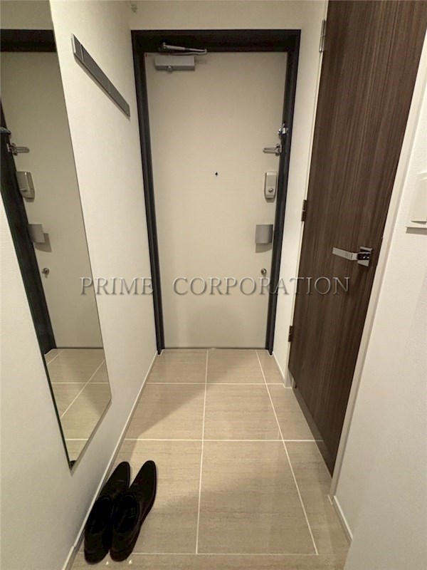 玄関　※参考写真※