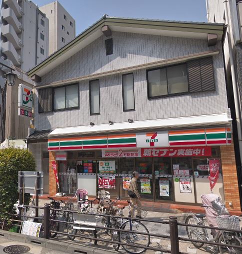 コンビニ　セブンイレブン 馬喰町駅前店（コンビニ）まで109m