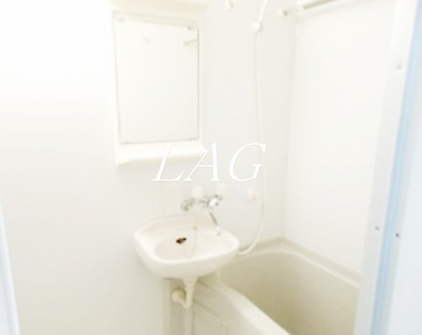 バス・シャワールーム　お風呂です。