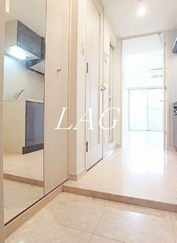 玄関　玄関です。