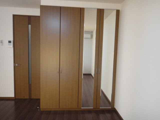 収納　洋室収納