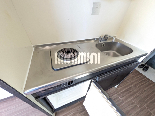 キッチン　冷蔵庫付きです