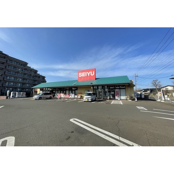 スーパー　西友鶴ヶ谷店（スーパー）まで947m