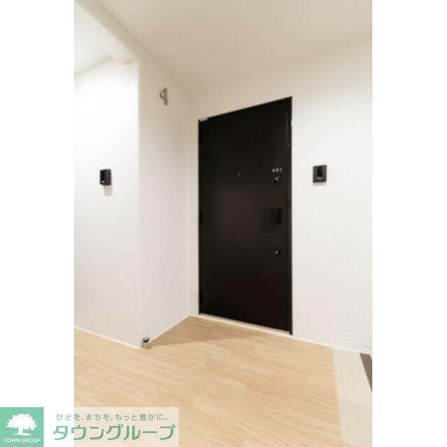 玄関　お部屋探しは株式会社　タウンハウジング　までお気軽にお問合…