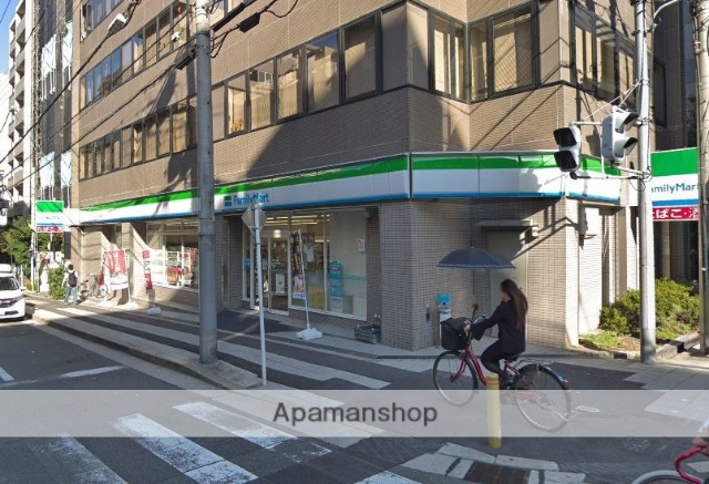 コンビニ　ファミリーマート内久宝寺町三丁目店（コンビニ）まで231m